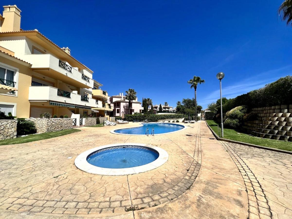 Albufeira Valley 2 With Pool By Homing Zewnętrze zdjęcie